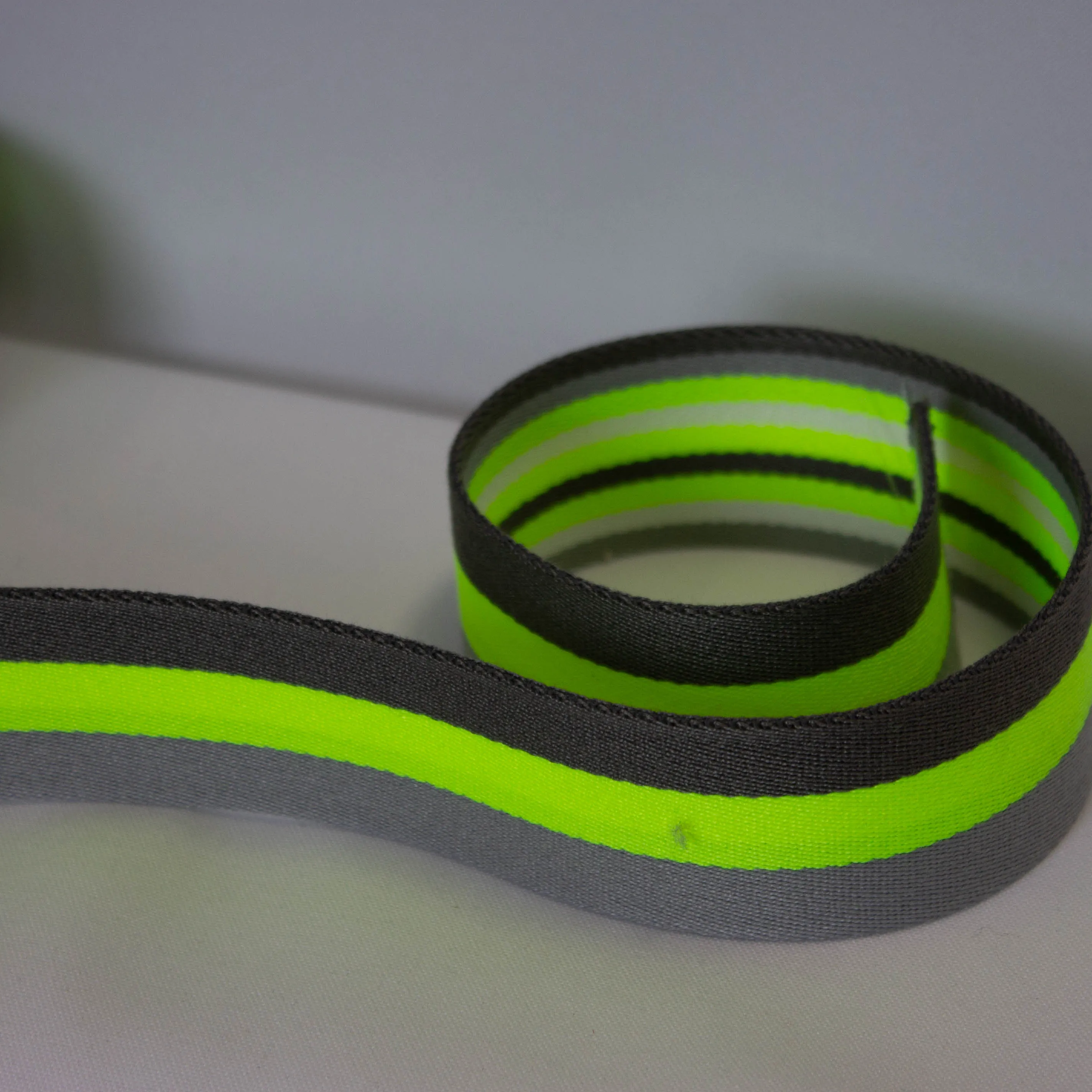 Tassenband / keperband 40 mm grijs - neon geel